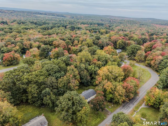 8 Pettersson Circle, Stafford, CT 06076