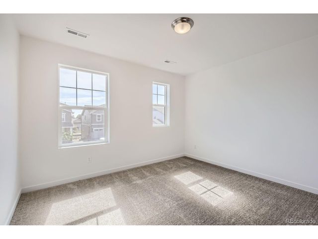 3095 Ironton Dr, Loveland, CO 80538