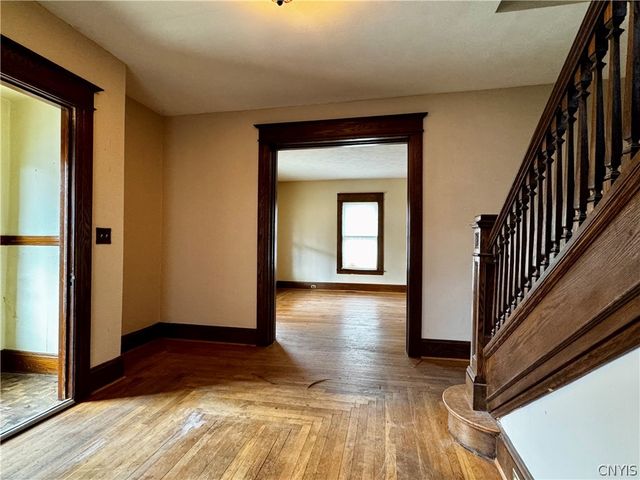 130 Woodlawn Avenue, Auburn, NY 13021