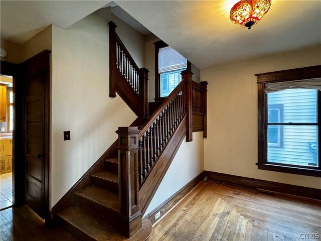 130 Woodlawn Avenue, Auburn, NY 13021