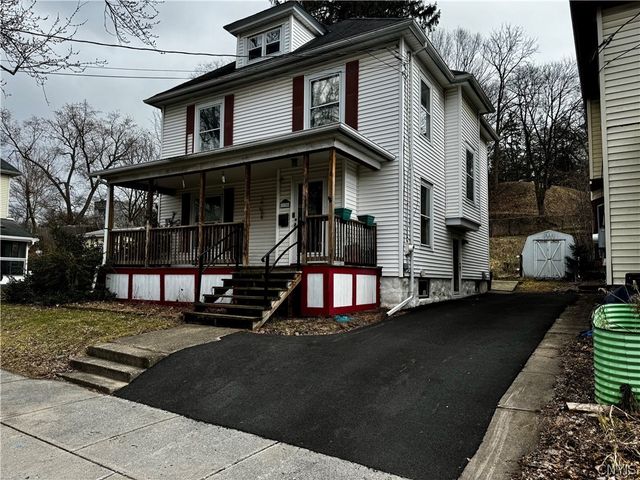 130 Woodlawn Avenue, Auburn, NY 13021