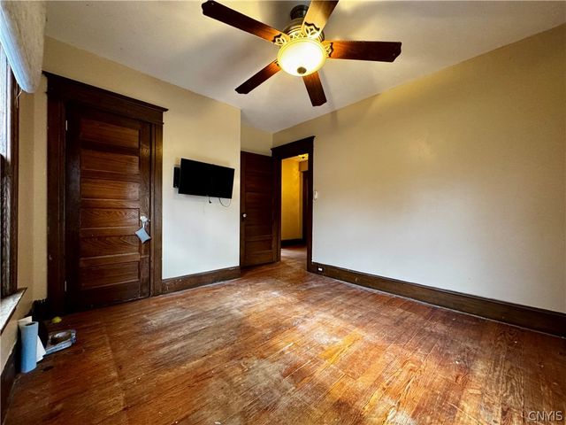 130 Woodlawn Avenue, Auburn, NY 13021