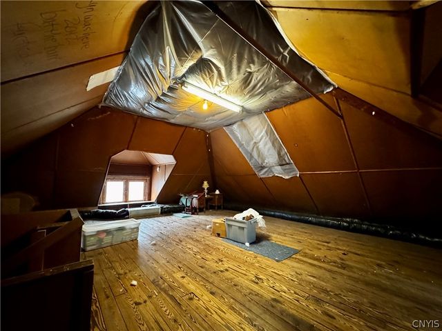 130 Woodlawn Avenue, Auburn, NY 13021