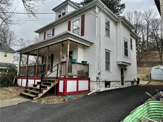 130 Woodlawn Avenue, Auburn, NY 13021