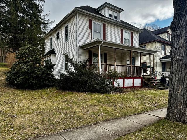 130 Woodlawn Avenue, Auburn, NY 13021