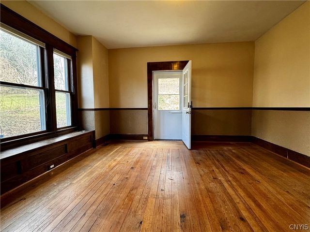 130 Woodlawn Avenue, Auburn, NY 13021