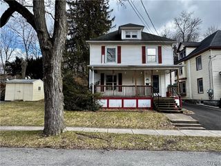 130 Woodlawn Avenue, Auburn, NY 13021