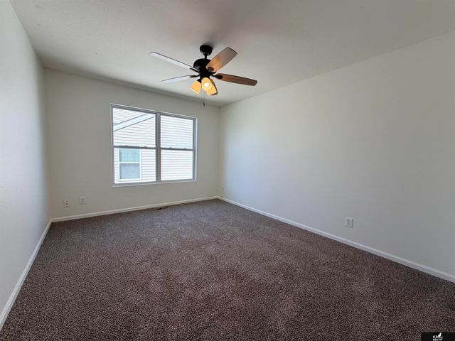 7503 N 107th Avenue, Omaha, NE 68122
