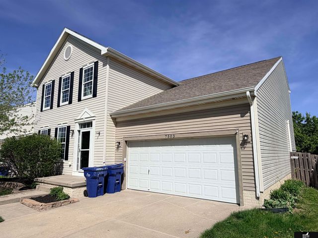 7503 N 107th Avenue, Omaha, NE 68122