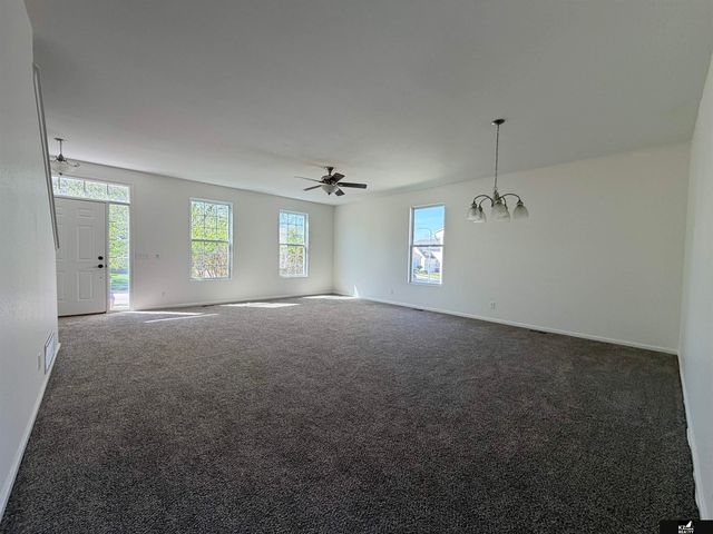7503 N 107th Avenue, Omaha, NE 68122