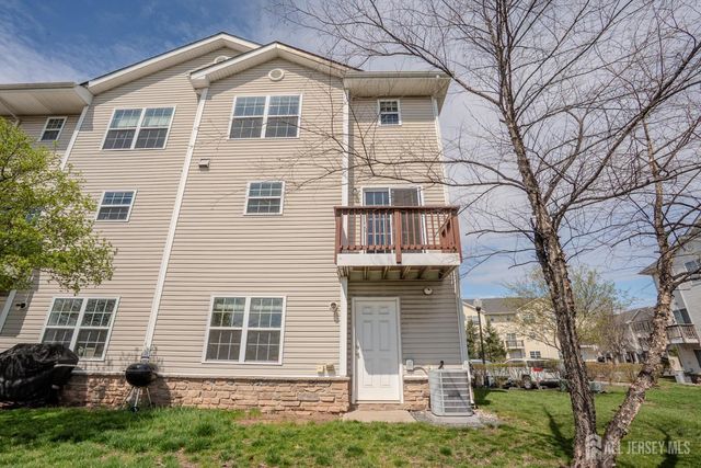 10 Alerica Lane, Franklin, NJ 08873