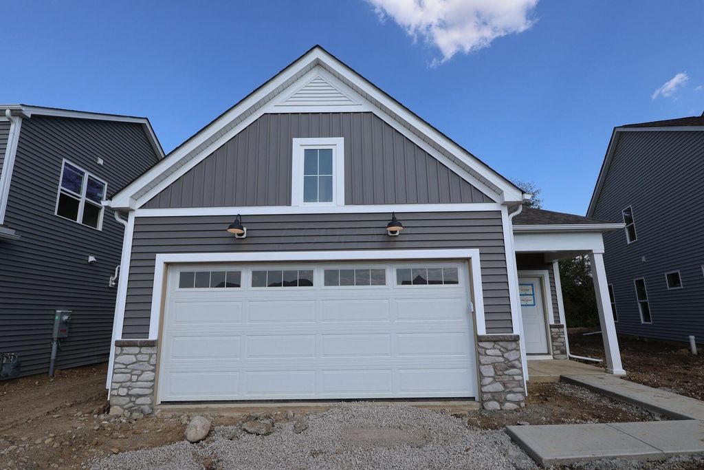 2209 Aerotrain Court N, Plain City, OH 43064