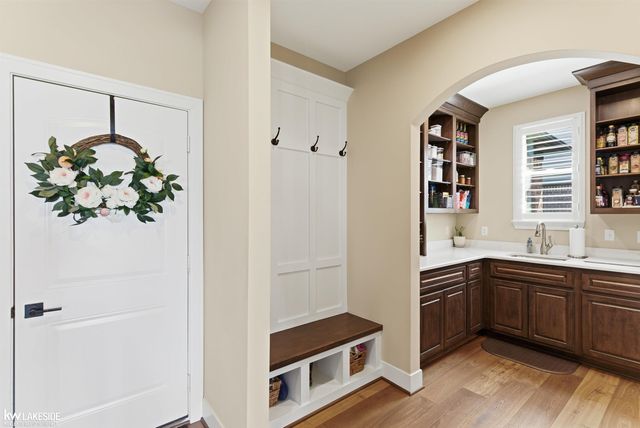 17206 Crittenden Drive, Macomb, MI 48044