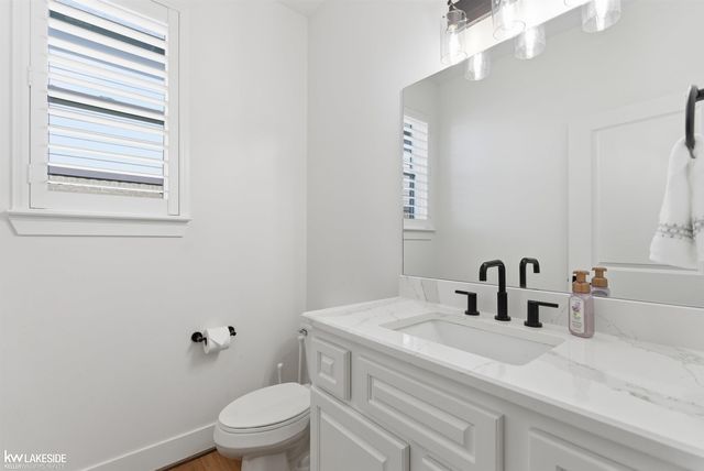 17206 Crittenden Drive, Macomb, MI 48044