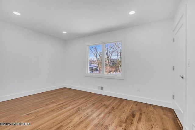 1 Robin Drive, Oakhurst, NJ 07755