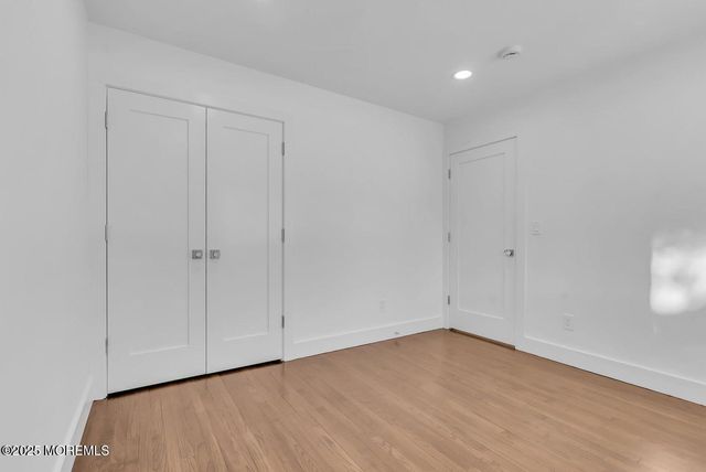 1 Robin Drive, Oakhurst, NJ 07755