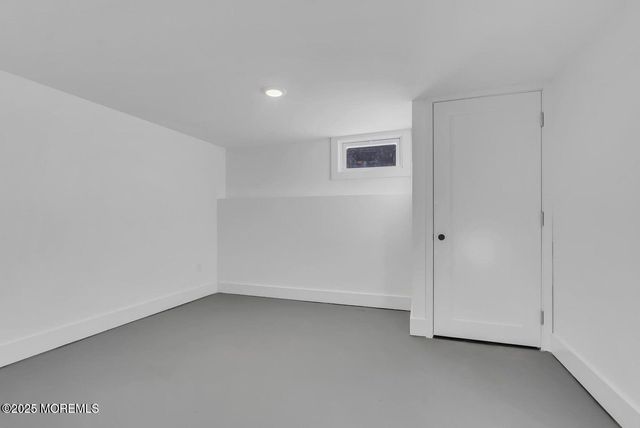 1 Robin Drive, Oakhurst, NJ 07755