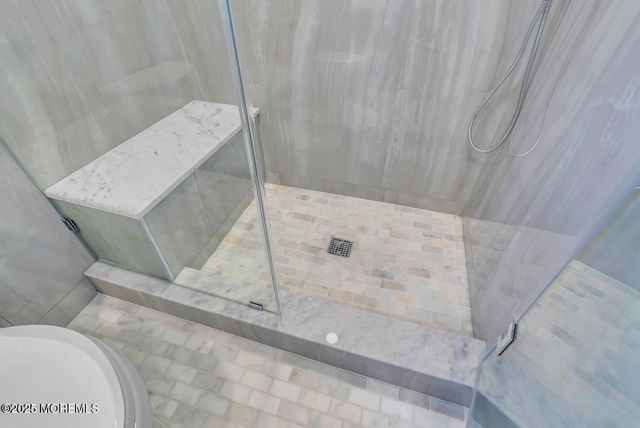 1 Robin Drive, Oakhurst, NJ 07755