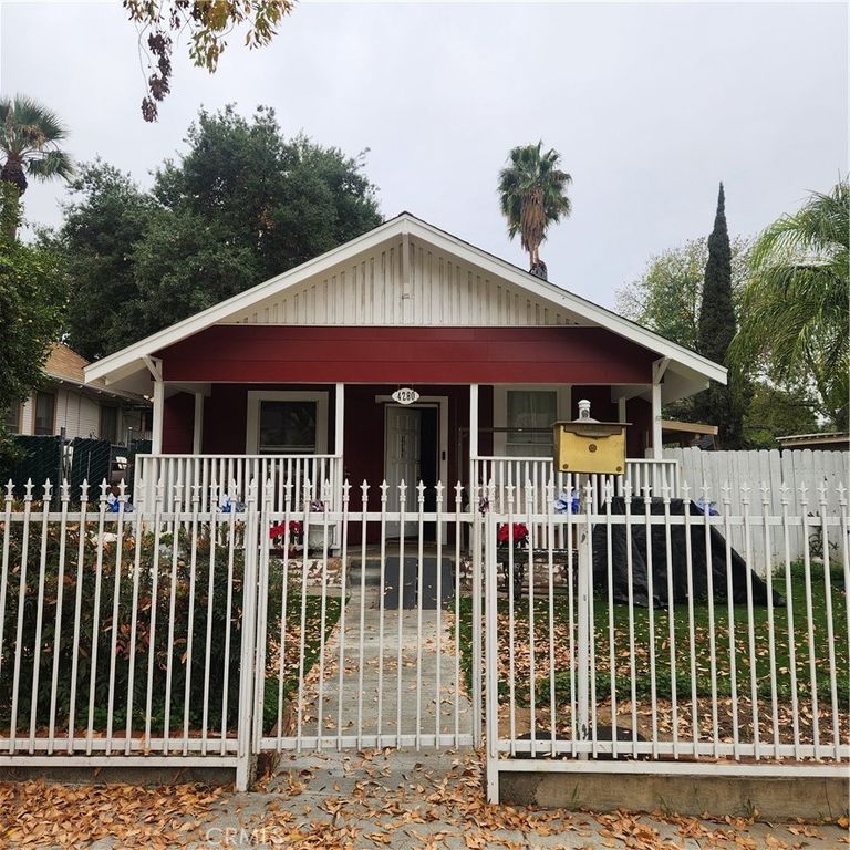 4280 9th, Riverside, CA 92501