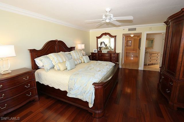 4251 Gulf Shore BLVD N 16D, Naples, FL 34103