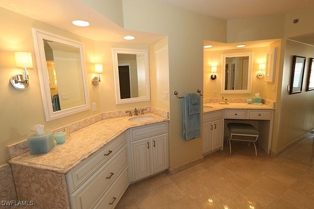 4251 Gulf Shore BLVD N 16D, Naples, FL 34103