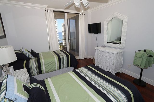 4251 Gulf Shore BLVD N 16D, Naples, FL 34103