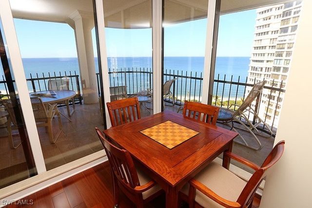 4251 Gulf Shore BLVD N 16D, Naples, FL 34103