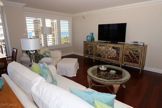 4251 Gulf Shore BLVD N 16D, Naples, FL 34103