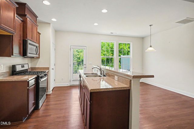 270 E Porthaven Way, Clayton, NC 27527