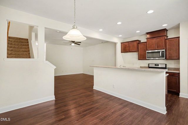 270 E Porthaven Way, Clayton, NC 27527