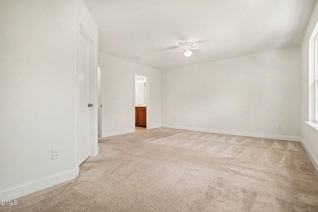 270 E Porthaven Way, Clayton, NC 27527