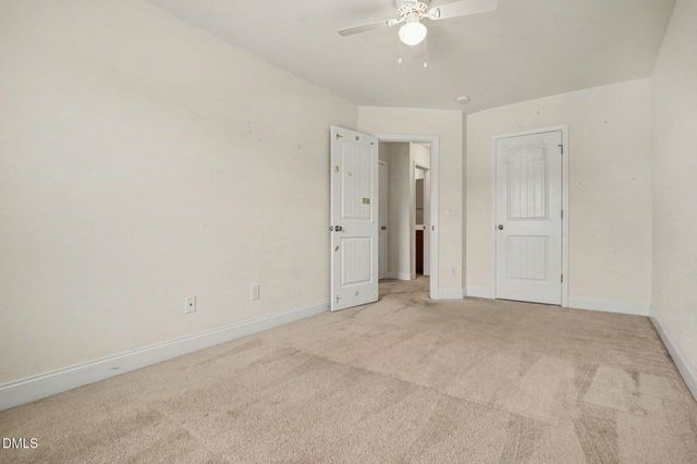 270 E Porthaven Way, Clayton, NC 27527