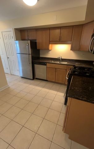 317 Wisconsin Avenue 1C, Oak Park, IL 60302