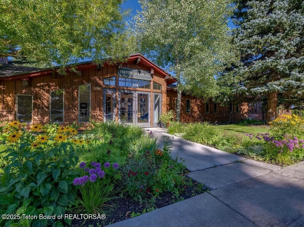 175 S KING Street, Jackson, WY 83001