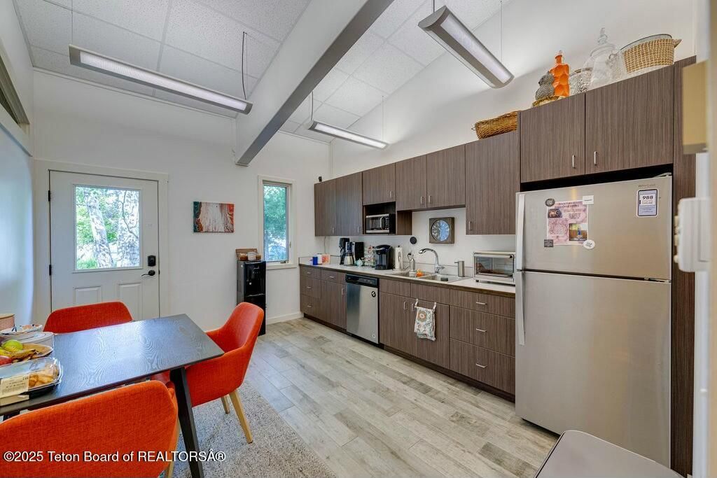 175 S KING Street, Jackson, WY 83001 photo 13