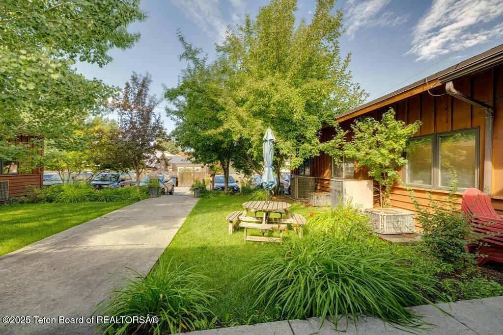175 S KING Street, Jackson, WY 83001 photo 5