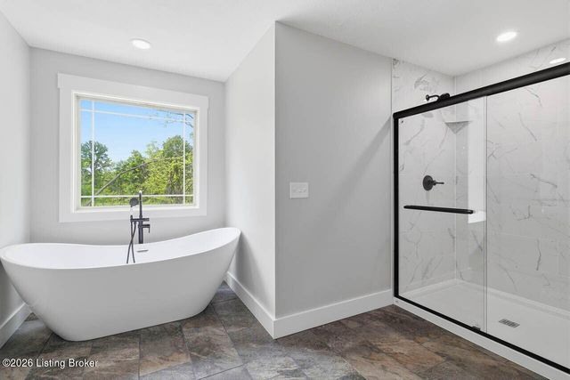 2114 Sportsman Lake Rd, Elizabethtown, KY 42701