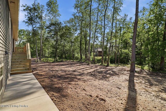2114 Sportsman Lake Rd, Elizabethtown, KY 42701