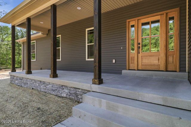2114 Sportsman Lake Rd, Elizabethtown, KY 42701