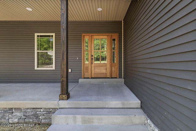 2114 Sportsman Lake Rd, Elizabethtown, KY 42701