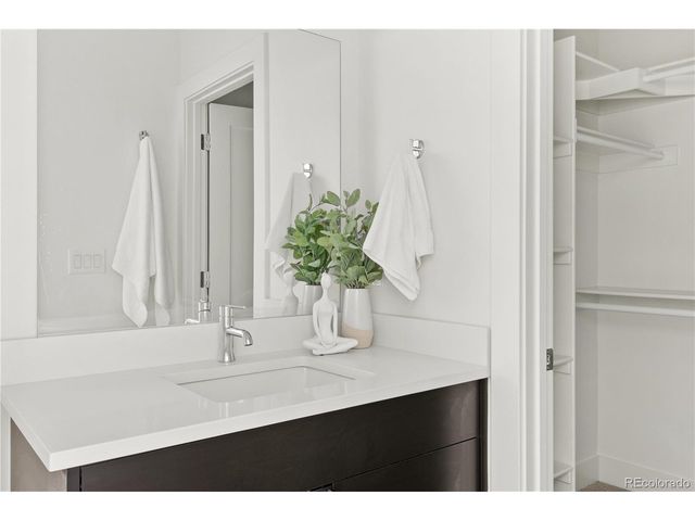 1680 Tabor St, Lakewood, CO 80215