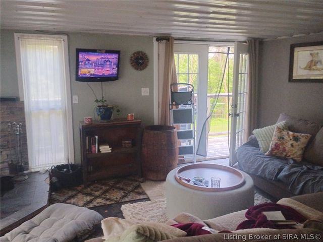 23109 Nicholson Knob Road, Borden, IN 47106