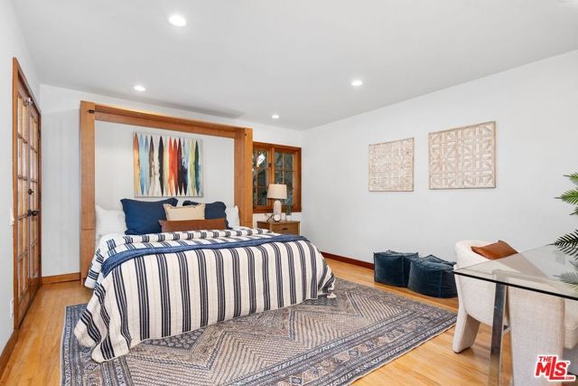 2200 N Poinsettia Avenue, Manhattan Beach, CA 90266