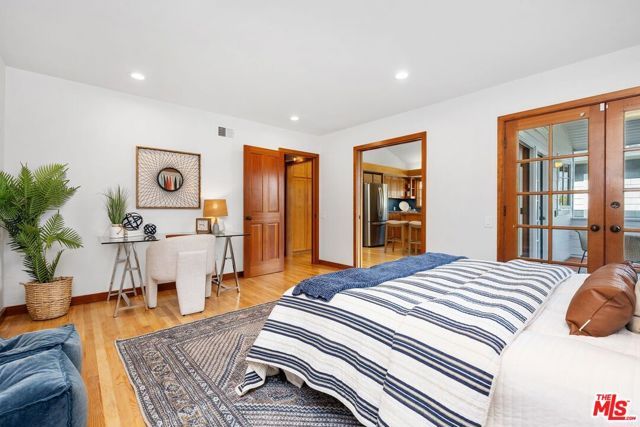 2200 N Poinsettia Avenue, Manhattan Beach, CA 90266