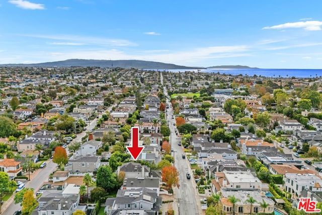 2200 N Poinsettia Avenue, Manhattan Beach, CA 90266