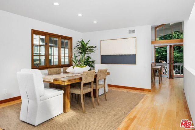 2200 N Poinsettia Avenue, Manhattan Beach, CA 90266