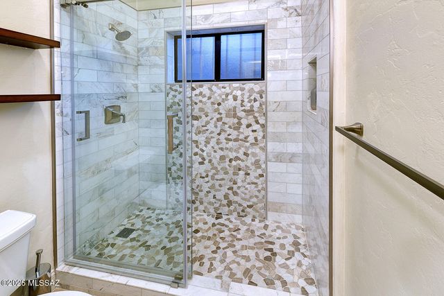 6261 E Calle De Mirar, Tucson, AZ 85750