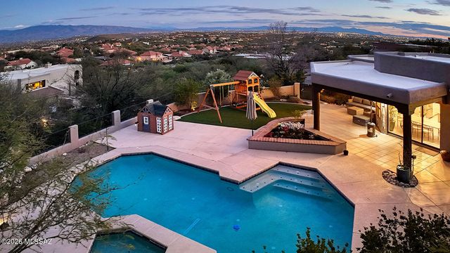 6261 E Calle De Mirar, Tucson, AZ 85750