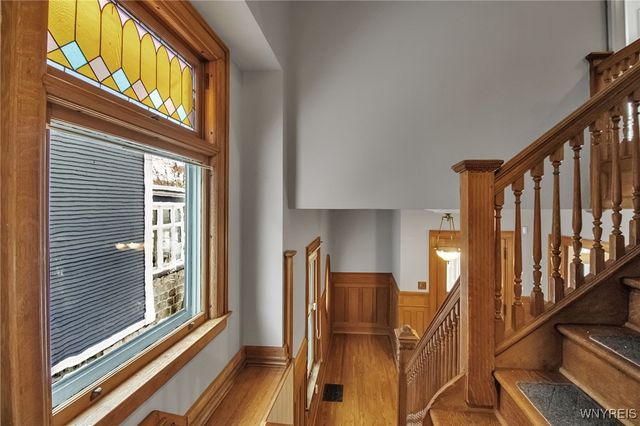 107 Crescent Avenue, Buffalo, NY 14214