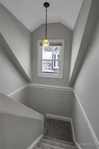 107 Crescent Avenue, Buffalo, NY 14214